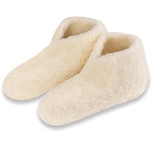 Formalind – Bettschuhe aus Schafwolle - Kuschelige Schlafhausschuhe für Damen und Herren. Wollhausschuhe made in Germany. Warme Hausschuhe ohne Sohle. Hausschuhe aus Schafwolle