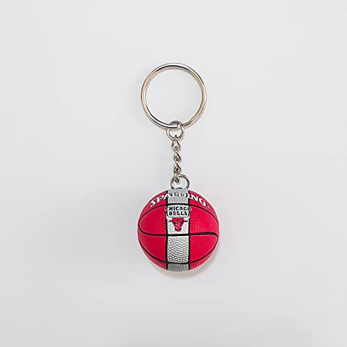 Sneaker Keychain, 3D Mini Basketball Shoe Keychains For Men Women Kids, Fashion Sports Keychains Gift For Sports Fans (Blackred) #TOP3