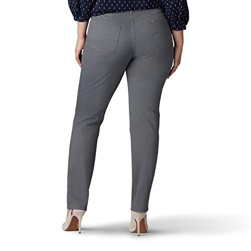 Image of Lee Women's Plus-Size Relaxed Fit Straight-Leg Jean