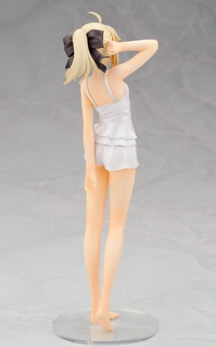 Amazon | Fate/stay night セイバー Summer Ver. (1/8スケール PVC製