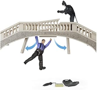 DC Comics, Batman Batcave with Exclusive Batman Figures, Penguin and Batcycle, Collector's Toy from the Batman Film for Boys from 3 Years