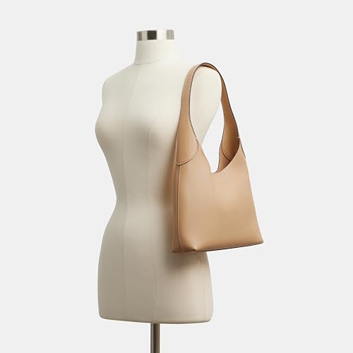 Image of COACH Brooklyn Shoulder Bag 28 in Straw