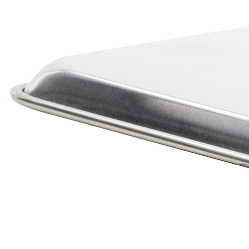 Winco Commercial-Grade Aluminum Sheet Pan, 18 Gauge, 1/2 Size by Winco - Used condition - Image 2
