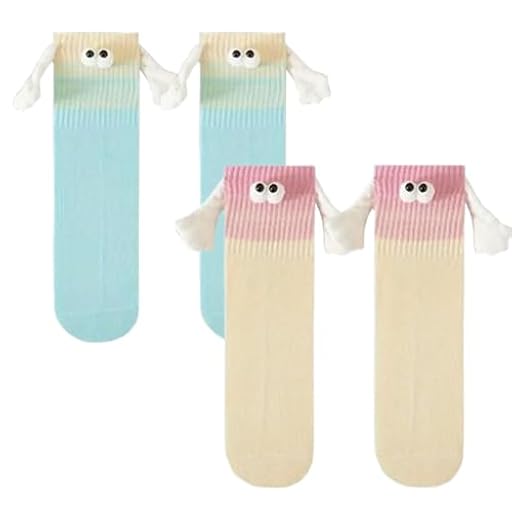 COYUN 2 Pares Que Se Dan La Mano, Calcetines Divertidos Mujer Calcetines Graciosos Calcetines Magneticos Calcetines Manos Iman Calcetines Pareja Mano a Mano Calcetines para Hombres Mujeres | Ya disponible en tu tienda friki favorita! En mundofriki.es!