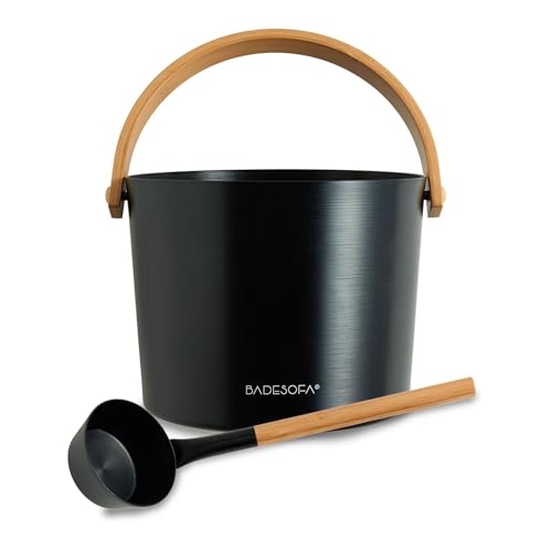 BADESOFA Sauna-Eimer mit Kelle Set – Saunakübel 5 L Aluminium Schwarz mit Bambusgriff – Skandinavisches Design, Sauna Zubehör & Aufguss Set für Sauna & Outdoor-Sauna