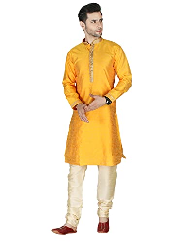 Kurta ethnique jacquard orange résout le manque d'idées de tenue de fête