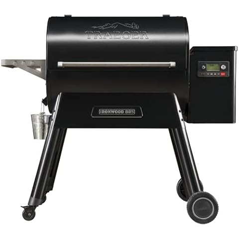Traeger Ironwood 885 Pellet Grill with WIFI Cover