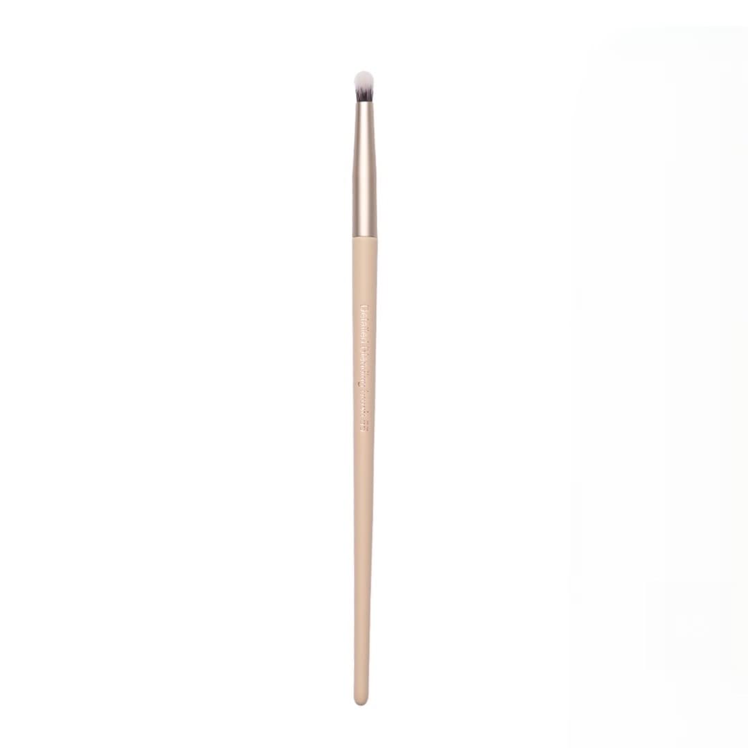 Milagro BeautyDetailed Blending brush 55 Medium Rounded Tapered Tip Vegan Fiber Bristles Powder & Cream Eyeshadow Makeup Tool Wooden Handle Aluminium Ferrule