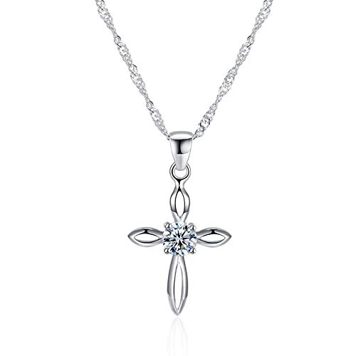 Collier en zircon brillant et croix simple à porter au quotidien ou en soirée