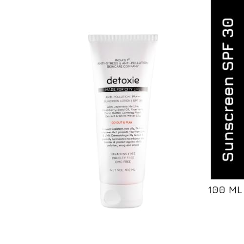Image of Detoxie Ultra Matte Sunscreen Gel Sunscreen SPF 50 PA++++ | UVA /B & Blue Light Protection for Men & Women, Matte Finish, Dry Tint, For All Skin Types, Water & Sweat Resistant With Spf 50 Pa+++ | No White Cast, Non-Greasy & Non-Comedogenic | 50g