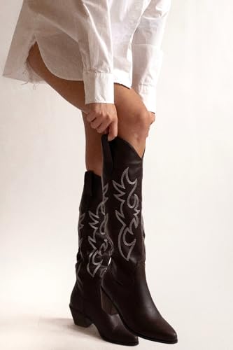 MeiLuSi Cowboy Boots for Women Knee High Cowgirl Boots Pointed Toe Chunky Heel Cowboy Suede Shoes with Embroidered Pull on3