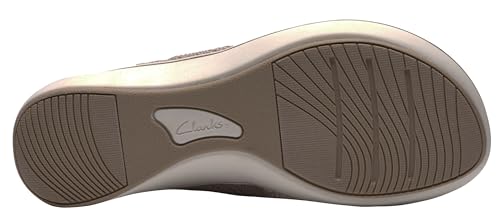 Image of Clarks Women's BreezeRae Erin Cloudsteppers Flat Sandal