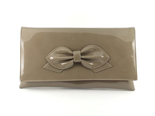 Pochette de Bal Haute Finition en Cuir Verni Synthétique Couleur Taupe