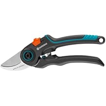 GARDENA 12203 ExpertCut pruning shears Ideal for cutting fruit trees, 7/8" Cutting diameter, 2-stage variable handle opening, stainless steel blades, bypass cutting principle. Made in Germany