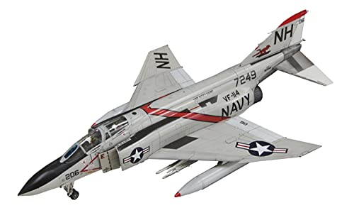 F-4J Fine Molds maquette pour passionne d'aviation embarquee US Navy 1/72
