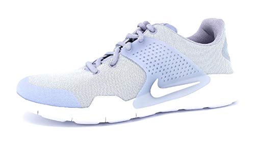 Nike Women's Arrowz Sneaker