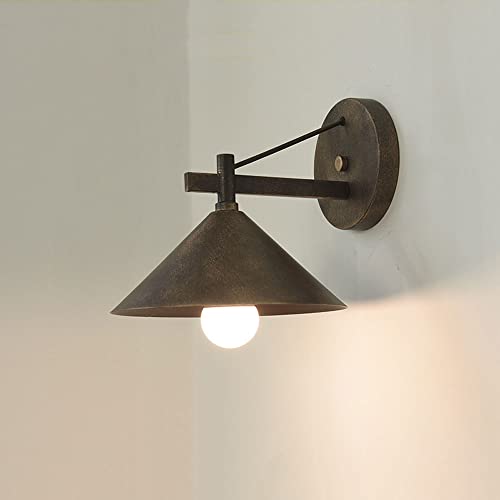 Lampe grange à montage rustique pour illuminer vos soirées sur la terrasse et le patio