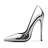 Le talon mesure environ 4,7