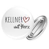 Vielseitig und persönlich: Ob als Kellner Pin für die Lieblingsjacke, Ansteckbutton für Taschen oder als kleiner Badge, dieser Anstecker passt zu jedem Stil.