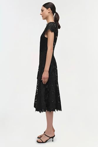 Signature Laura Lace Dress4