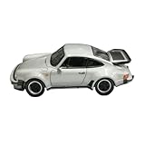 Reifeneinführung: Die Oberfläche des Gummireifens wurde speziell behandelt, um die raue Textur des echten Profils zu simulieren, und das Profilmuster entspricht dem des echten Autos. Die Fahrgestellstruktur ist reichhaltig, die Teile sind klar und zeigen ein starkes Gefühl der Realität, was das simulierte Miniauto attraktiver macht.