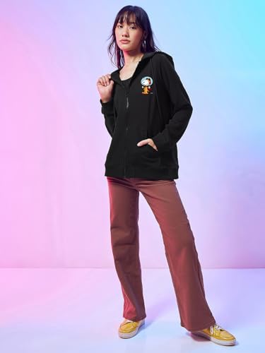 Image of Bewakoof Official Peanuts Merchandise Women's Graphic Print Regular Fit Full Sleeve Hooded Polycotton Hoodies