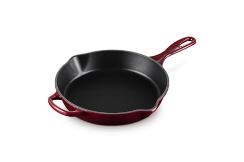 LE CREUSET Signature Hohe Brat- und Servierpfanne aus Gusseisen, für alle Herdarten und Backöfen, 26 cm, 2 Liter, Garnet, 20187269490422