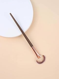 Brocha de contorno en forma de abanico pequeñ...