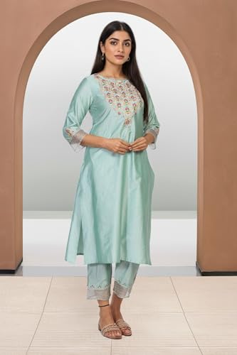 Ensemble jacquard vert clair et broderies Zari idéal pour célébrations et fêtes - 4
