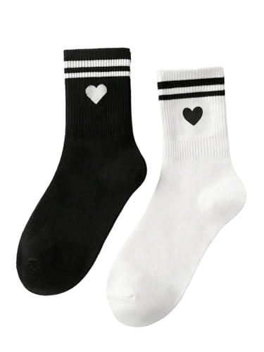 Floerns Women's 2 Pairs Striped Heart Print Quarter Socks Cute Comfy Breathable Sock - Main Image