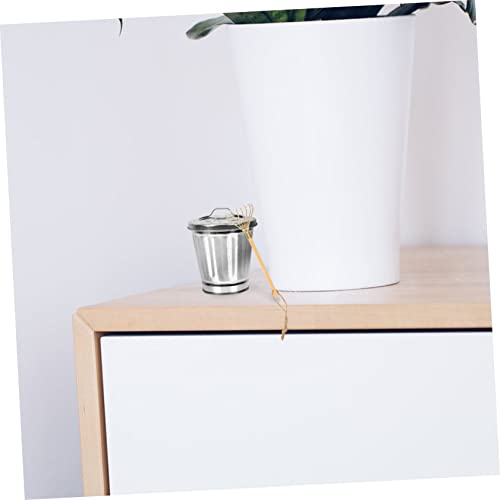 Bote de basura decorativo compacto Yardwe para escritorio miniatura 3