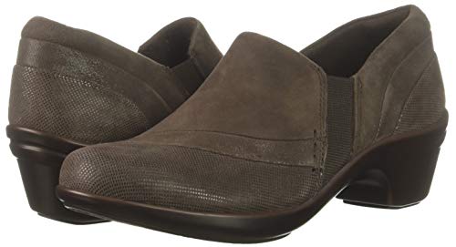 Aravon Women's Kitt Twin Gore Pump, Mink, 6 Wide #TOP6