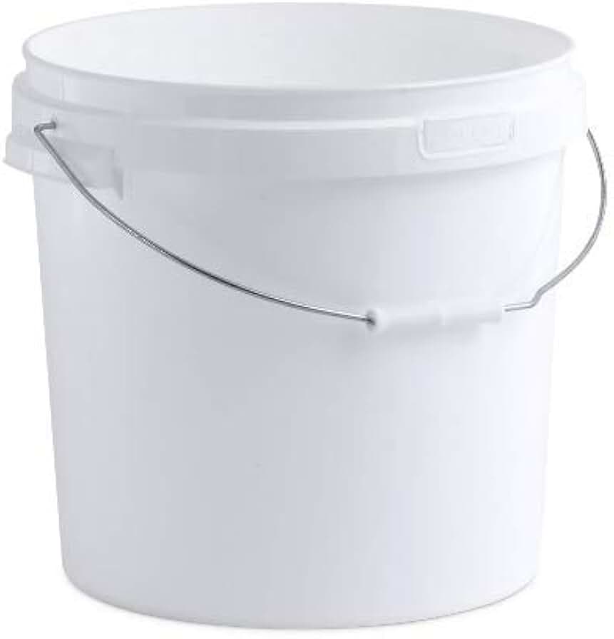 Amazon.co.uk 20 litre plastic bucket with lid