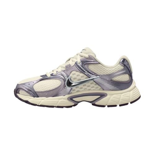 Image of Nike Women's V5 RNR Shoes