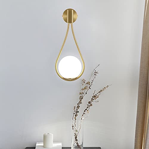 Luces minimalistas de pared para transformar salones oscuros en espacios cálidos 3