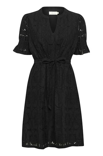 Robe d'été crème col V en dentelle idéale pour vos soirées en terrasse