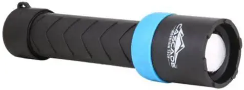 Cascade Mountain Tech STEELCORE™ Linterna LED, con función estroboscópica de emergencia, 1000 lúmenes (azul)