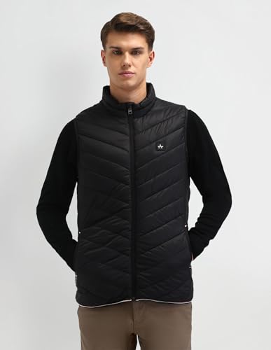 Image of Solid Regular Fit Reversible Packable Jacket