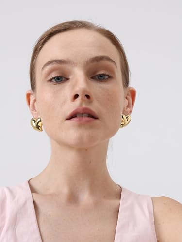 Image of FRUMOS 18K Gold Plated Chunky Hoop Earrings for Women Fashion Thick Gold Hoops Set Jewelry for Birthday Christmas Gifts