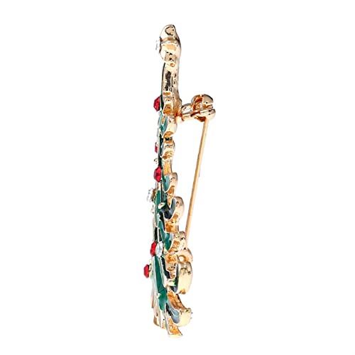 Broche d'arbre de Noël pour raviver un pull d'hiver terne