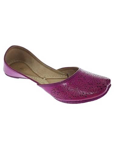 Image of Fulkari Women Cutwork Casual Genuine Soft Leather Jutis | Bite and Pinch Free Juttis | Punjabi Jutti | Girl's Office Flat Ladies Mojari | dailywear Ethnic Juti |