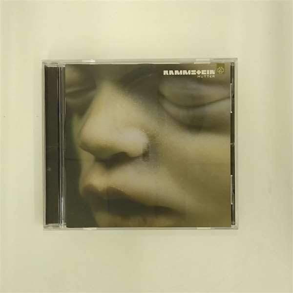 Mutter [Audio CD] Rammstein; Richard Z. Kruspe; Richard Kruspe; Till Lindemann and Oliver Riedel