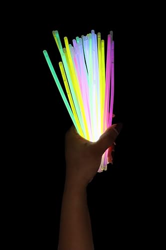 HENBRANDT 72 Pieces Light Up Neon Glow Sticks and Connectors 21cm Glowstick Bracelets Glow in the Dark Party Supplies for Halloween Christmas NYE Parties and Festivals for Kids and Adults
