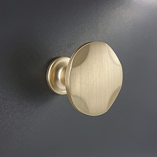 IAFVKAI 2 Pack Cabinet Knobs Zinc Alloy Drawer Knob Brushed Brass Round Cabinet Kitchen Handle Gold Door Dresser Knob for Kitchen Cupboard Door