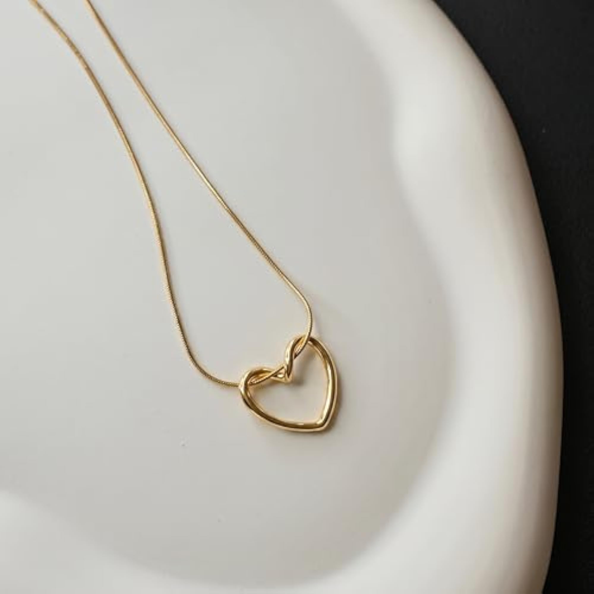 Stylish Waterproof Stainless Steel Chain Pendant Necklace Set