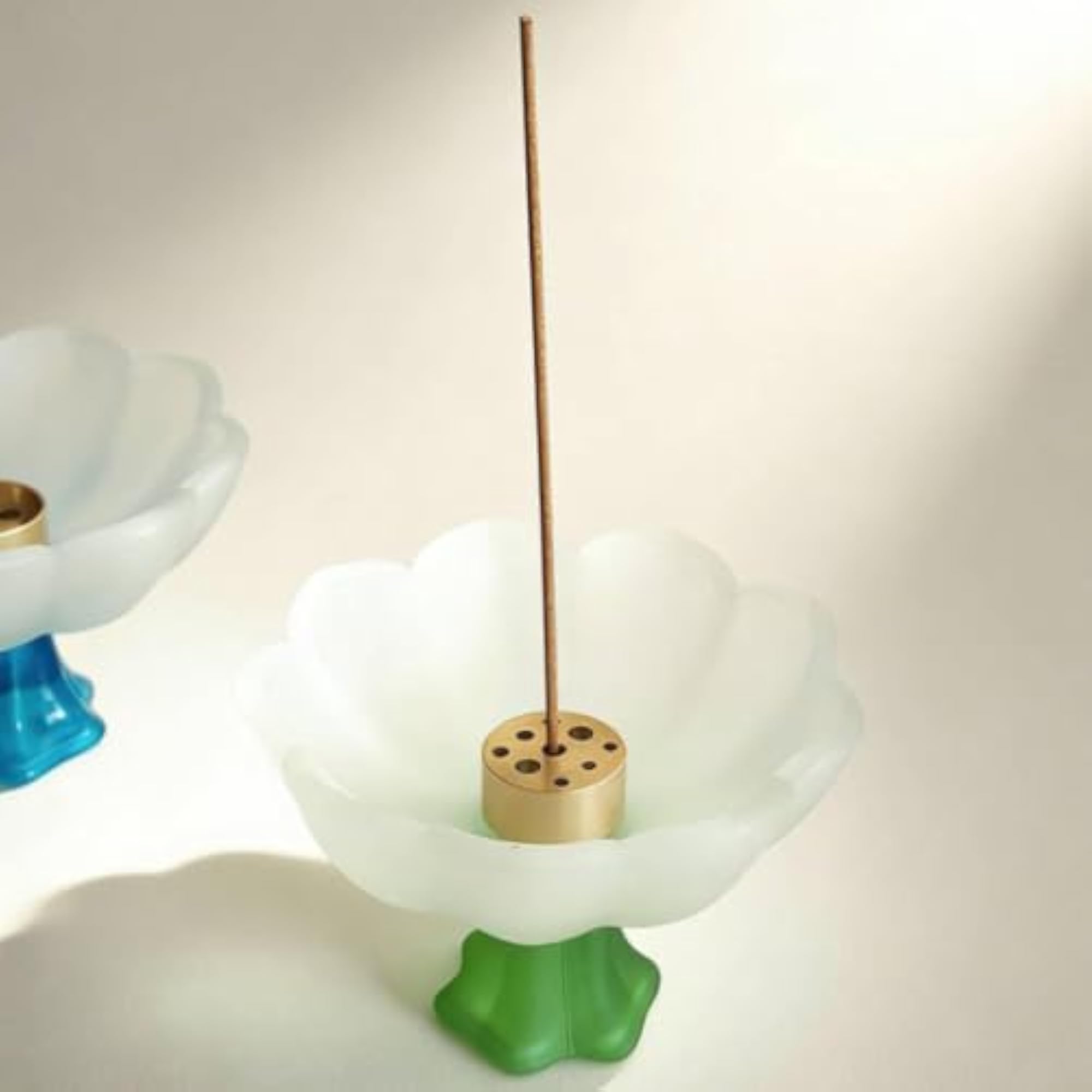 Transparent Glass Scent Holder, Delicate Design