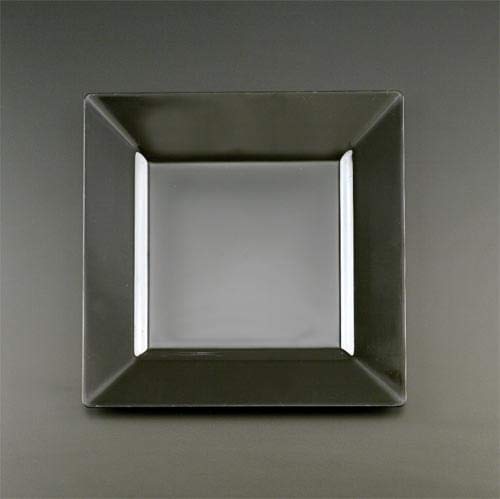 Square Plastic Dinner Plates, Black, 9.5 Inch - 10 Count Square Plastic Dinner Plates, Black, 9.5 Inch - 10 Count