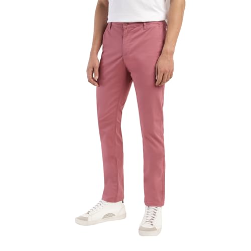 Image of Levi's Men's Straight Fit Mid Rise Chinos