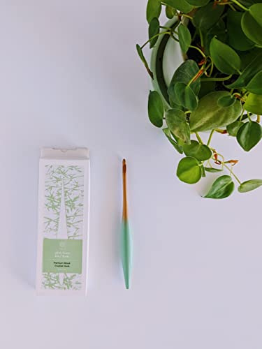 Image of mindfulknits Premium Ergonomic Beech Wood Crochet Hook - Size US H, 5mm - 15cm Length - Wooden Crochet Hook - Knitting & Crochet Supplies for Crafting Relaxation & Stress Relief (5mm)