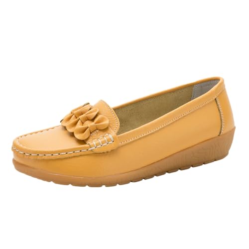 Chaussures en toile légères femmes pour éviter les pieds douloureux